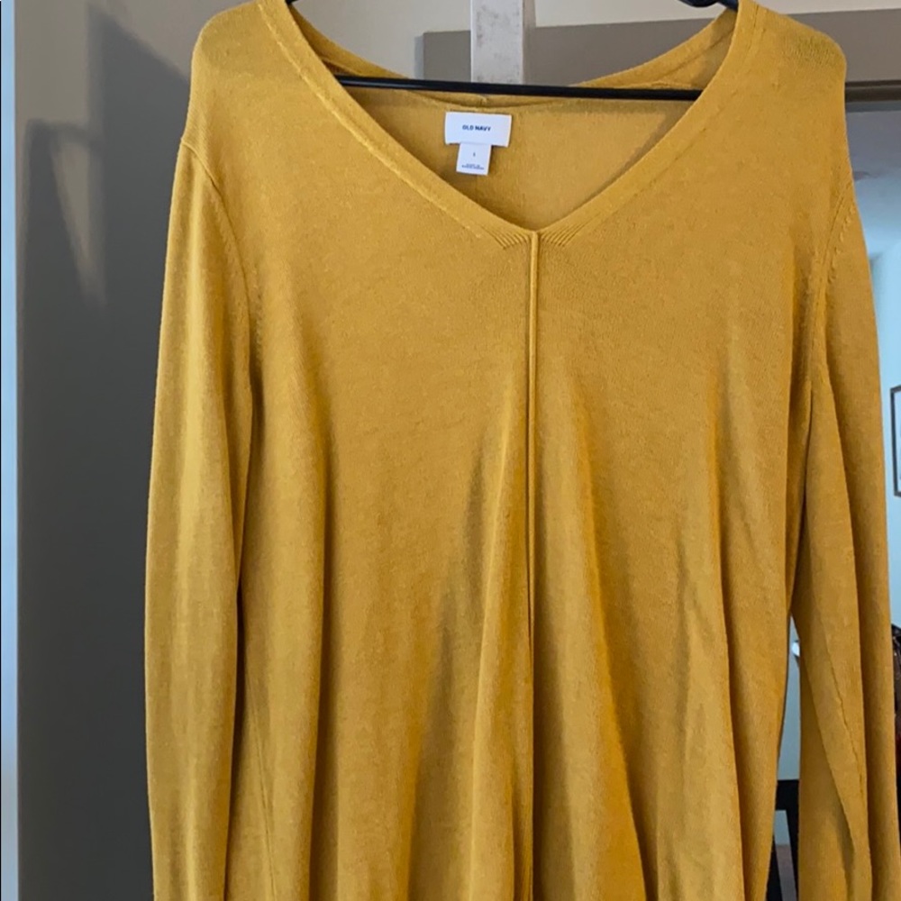 Old navy v neck sweater